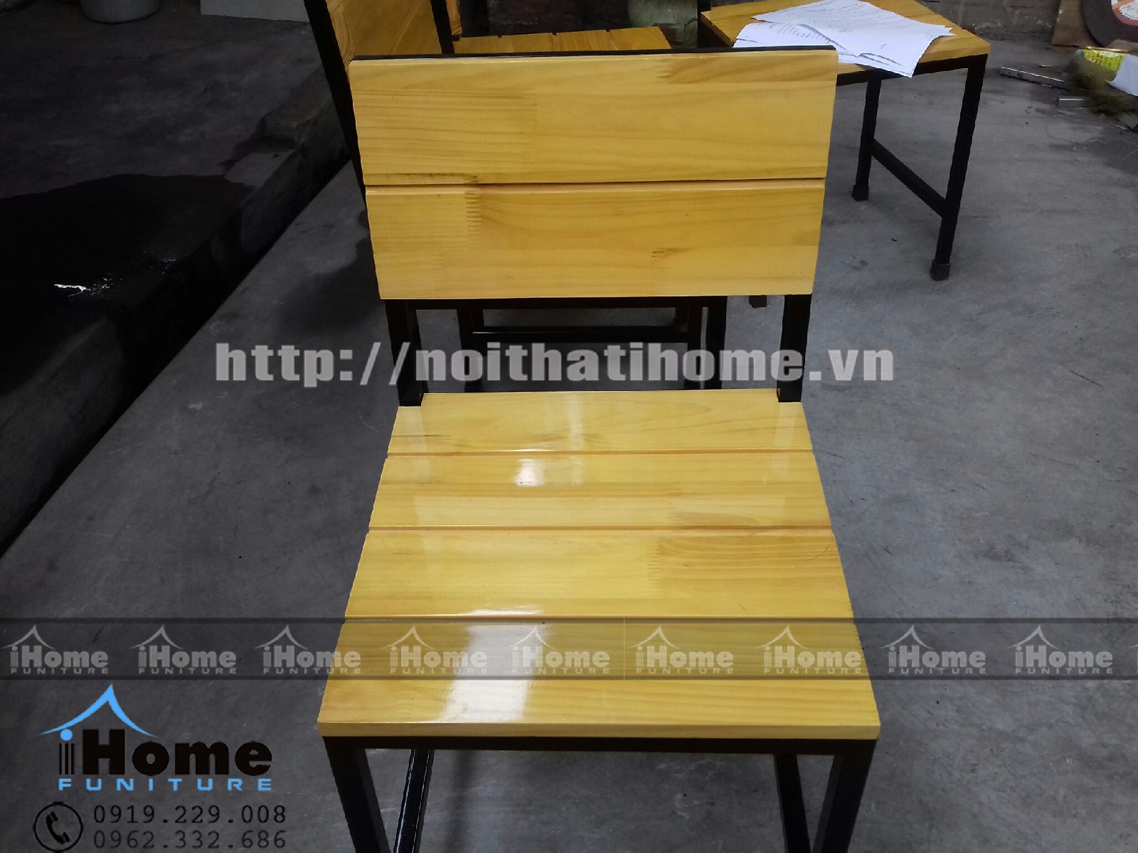 bàn ghế gỗ thông hải phòng